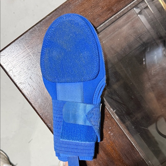 EvoShield Blue Sliding Mitt - Youth - Picture 2 of 3